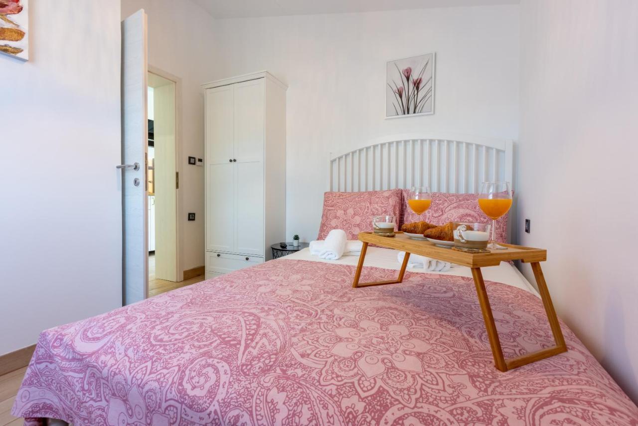 Ferienwohnung Summer Breeze Crikvenica Exterior foto
